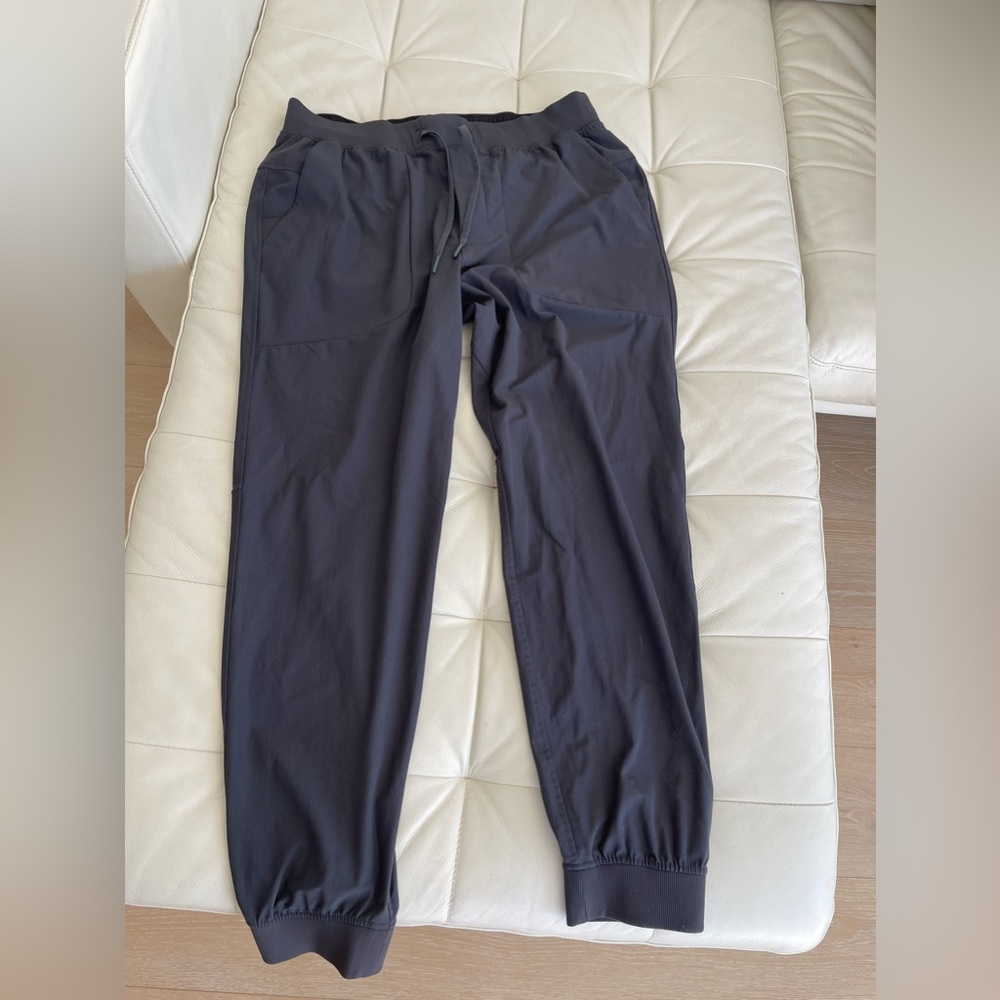 New without tags Lululemon men abc joggers | XL